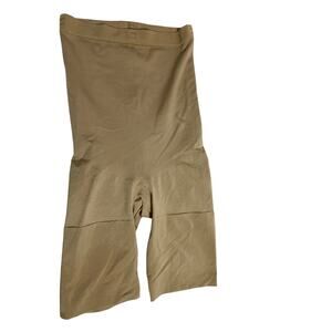 Spanx by Sara Blakely size large shorts excellent condition nude